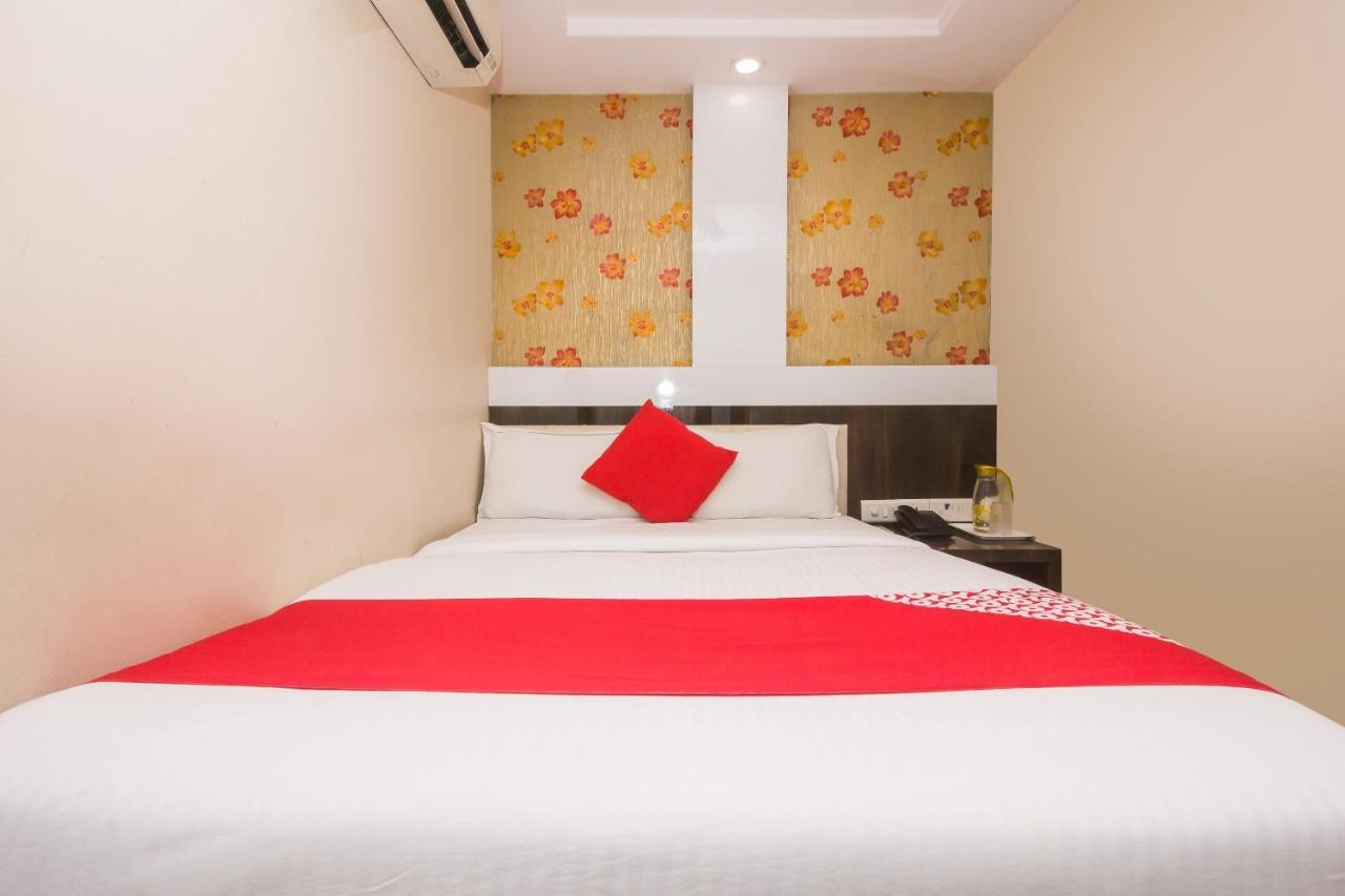 Capital O Hotel Pearl Near Us Embassy Bombaim Exterior foto